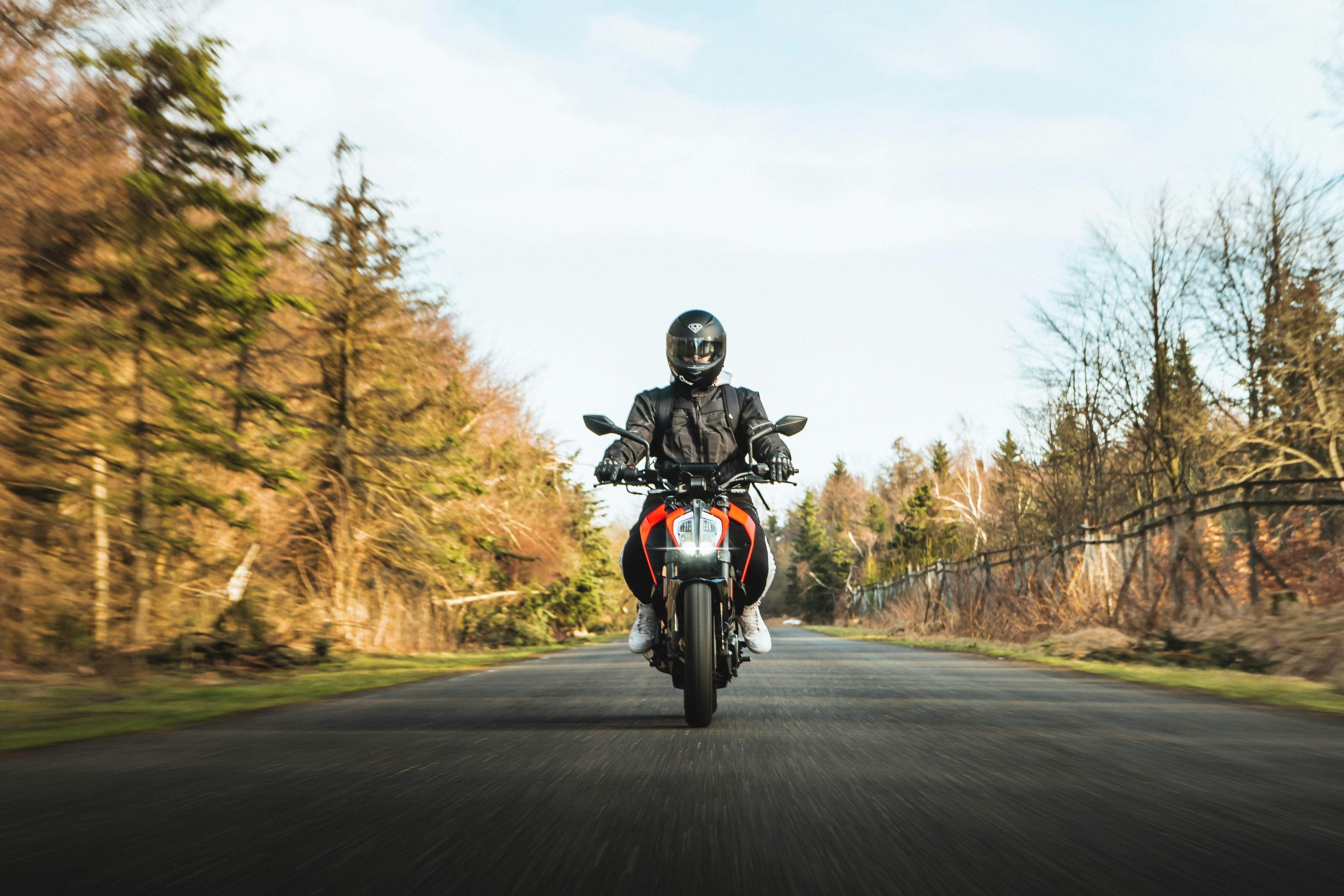 Die 5 häufigsten Fahrwerksprobleme bei Offroad-Motorrädern und wie du sie löst