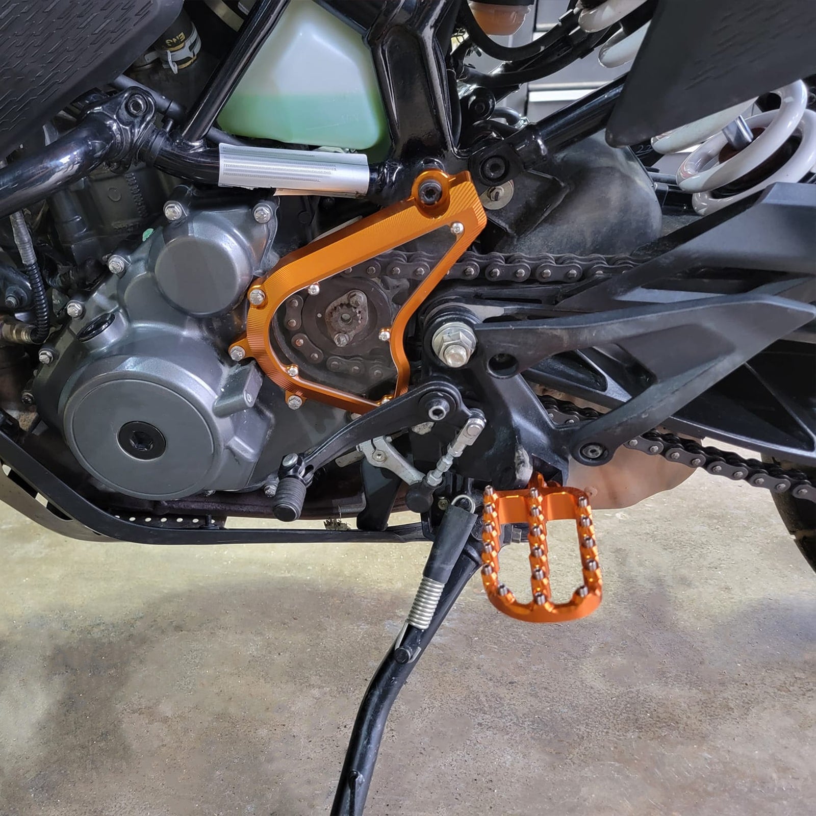 62mm Aluminum CNC Fußrasten Fußstütze Pedale Für KTM 390 Adventure 2020-2024