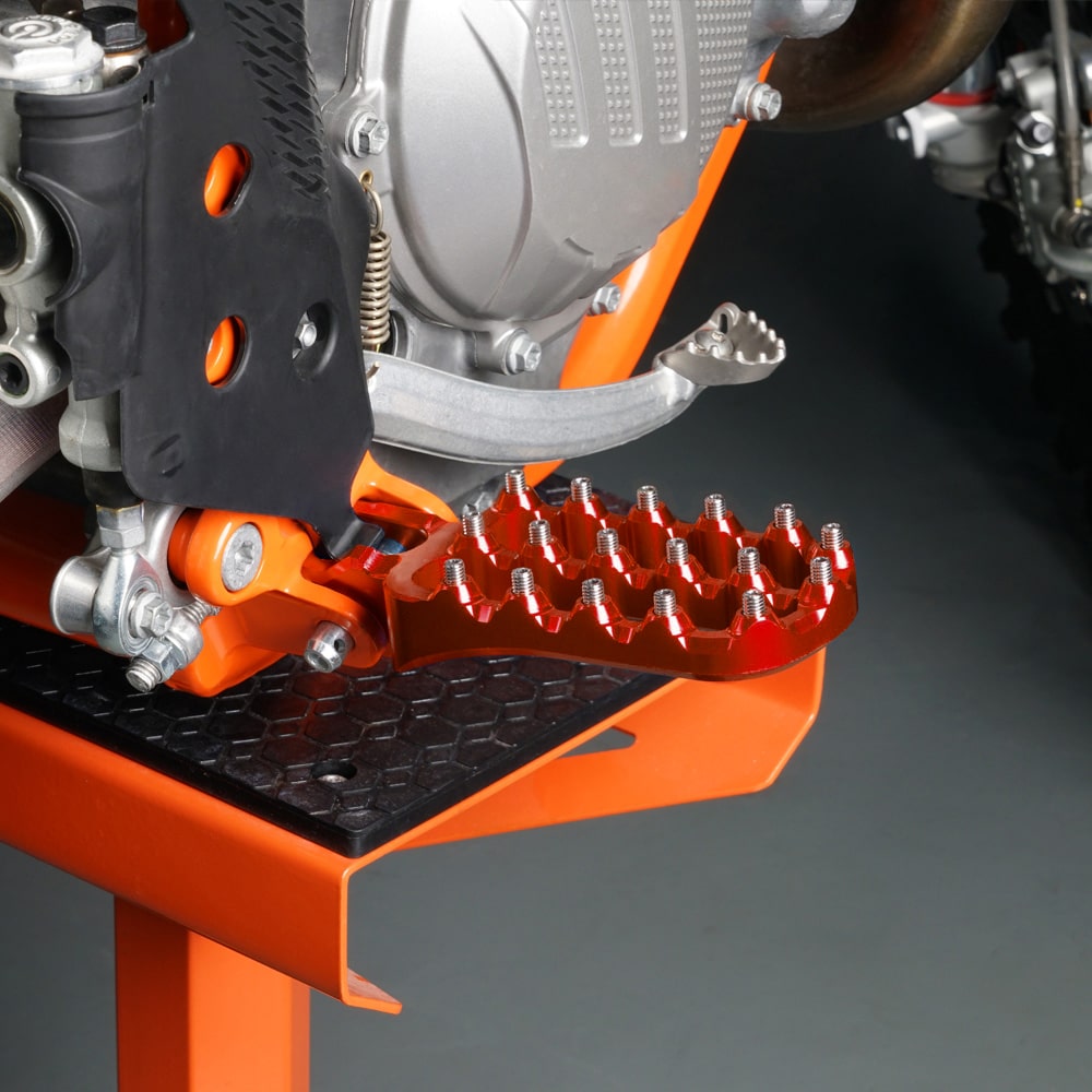 Geschmiedet Fußrasten Fußstütze Pedale für KTM 125-500 XC/EXC Husqvarna 125-501 Gas Gas
