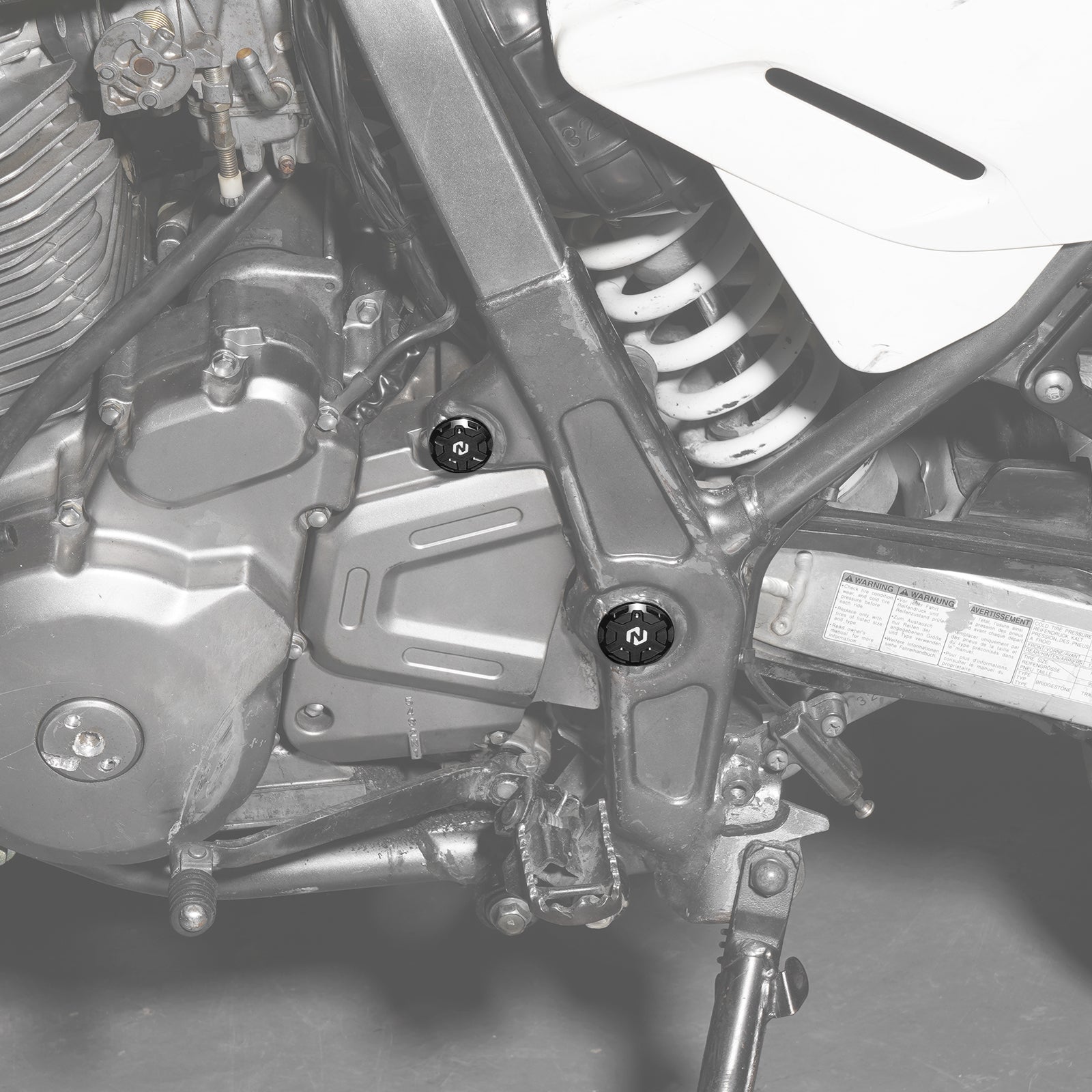 Schwingengelenkkappen-Stecker für Suzuki DR650S DR650SE 1996-2024