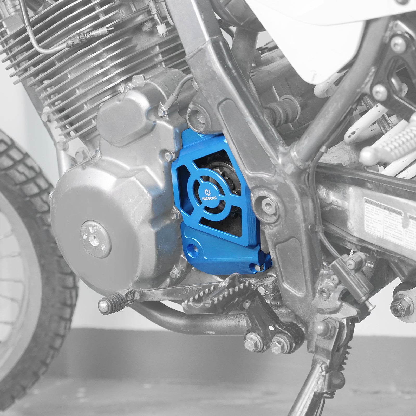 Ritzelabdeckung Kettenschutz Protektor für Suzuki DR650S DR650SE 1996-2024