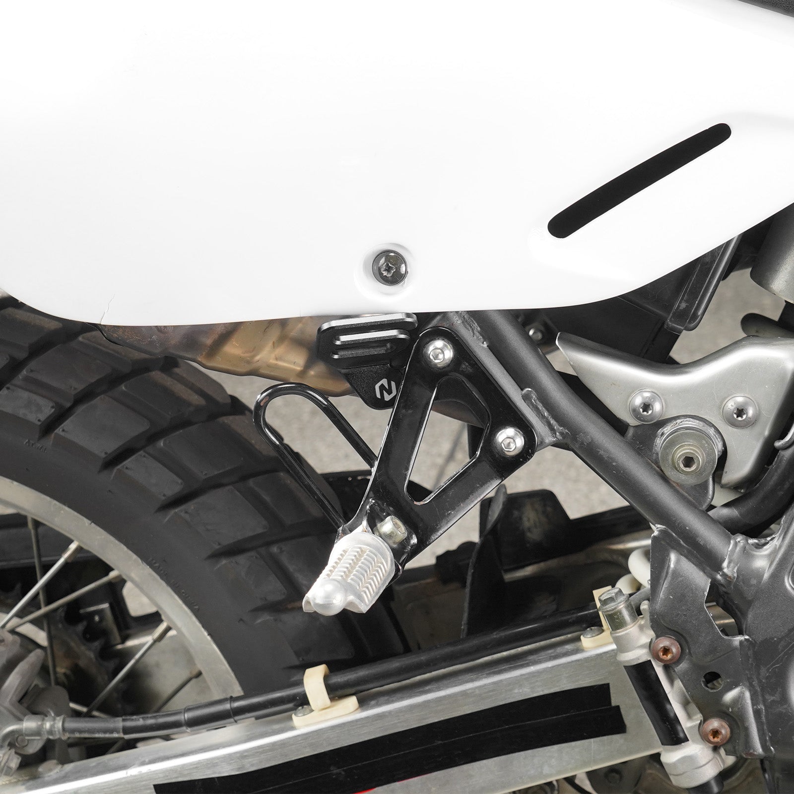 Gepäck Strap Befestigung Tie Down Klammern Halter Für Suzuki DR650 S / SE 1996-2025