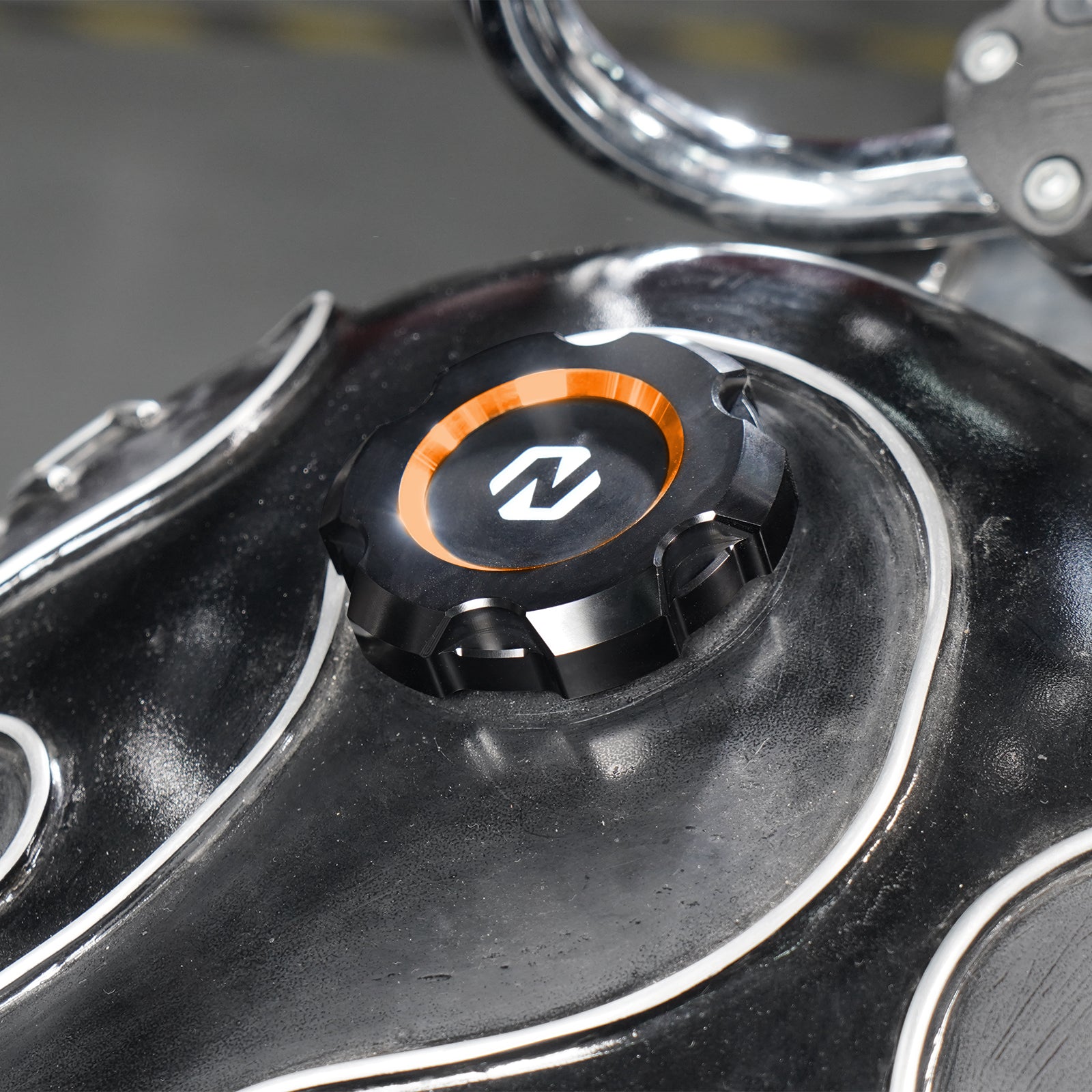 Tankdeckel Abdeckung Für Harley Sportster 1200 Eisen 883 Vierzig Acht