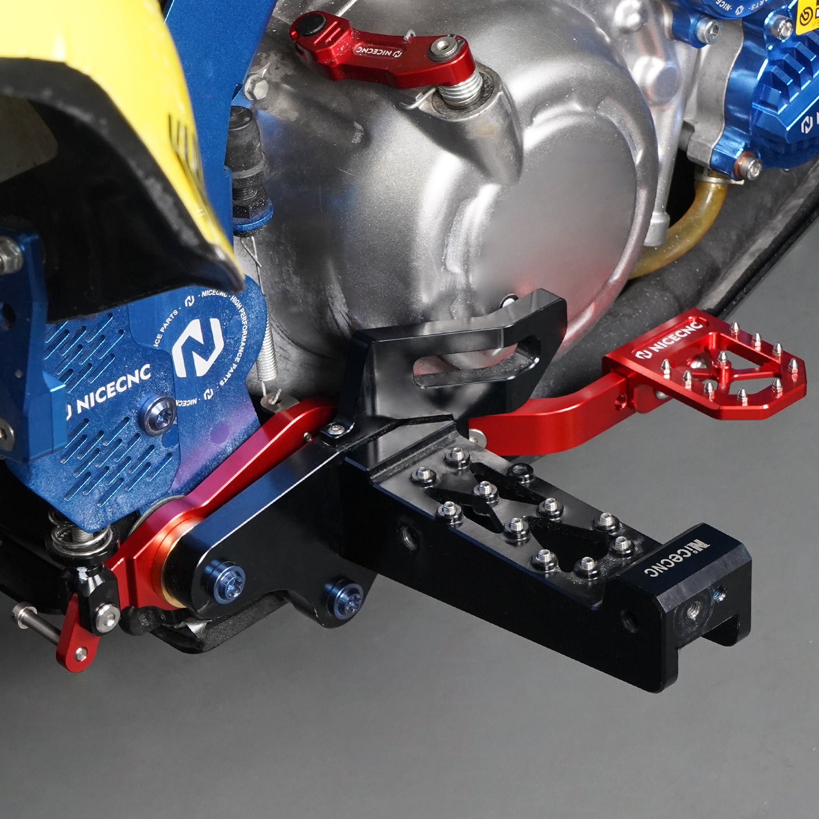 ATV-Klappschalthebel + verstellbares hinteres Fußbremspedal für Yamaha Raptor 700 R 13-26