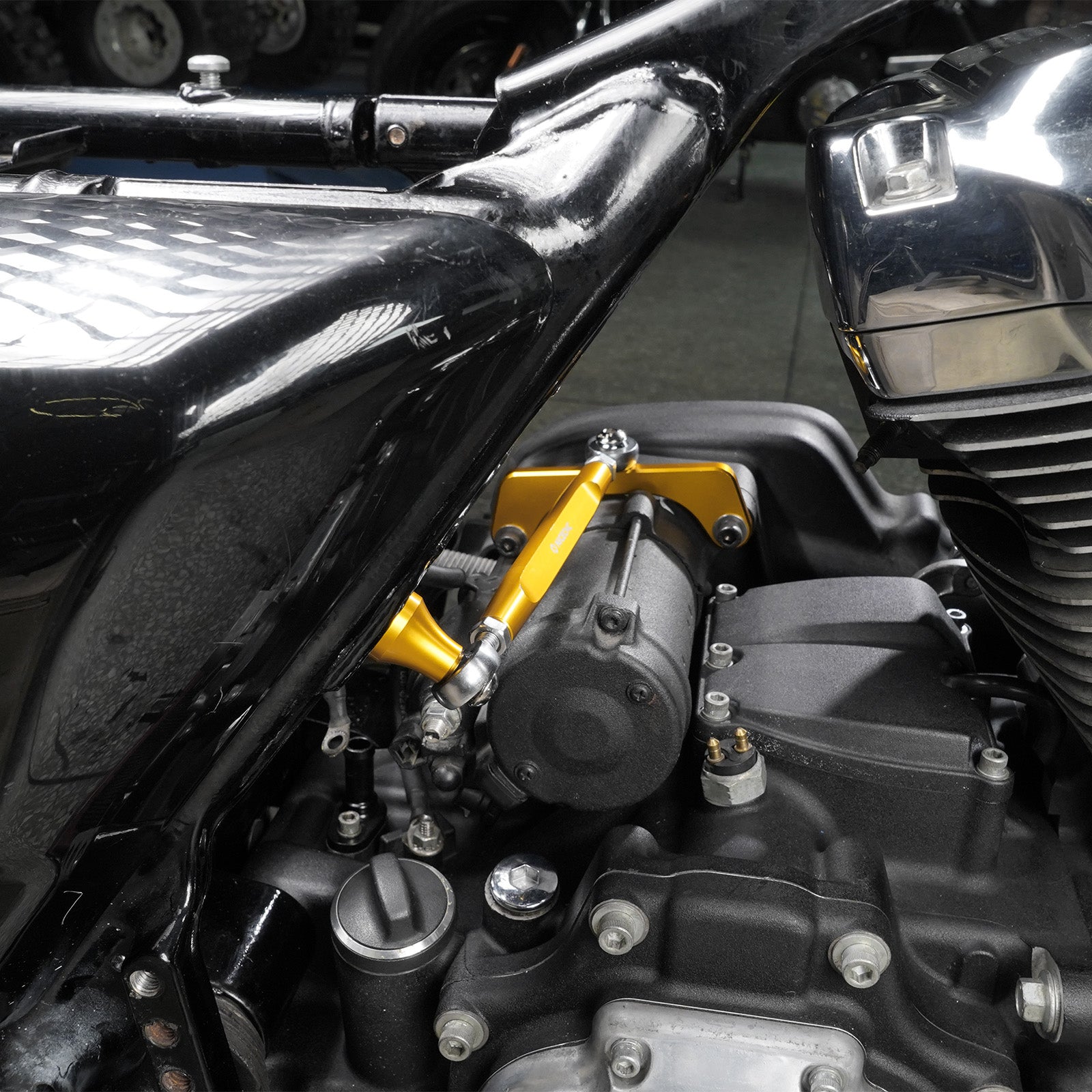 M8 Touring Rahmenstabilisator Kit Für Harley Road King Road Glide