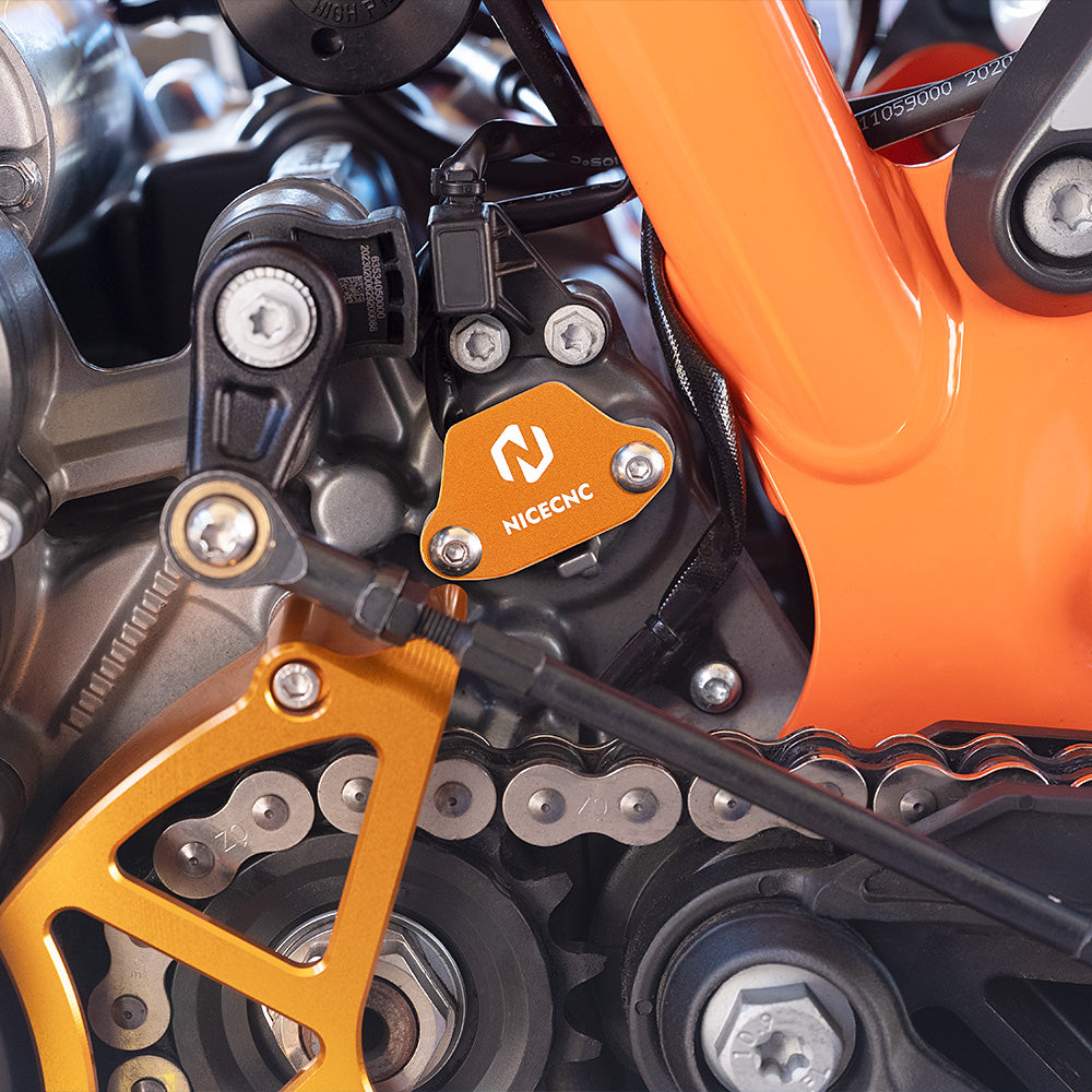 Kettenschutzabdeckung Case Saver für KTM 790/890 Duke/Adv Husqvarna NORDEN 901