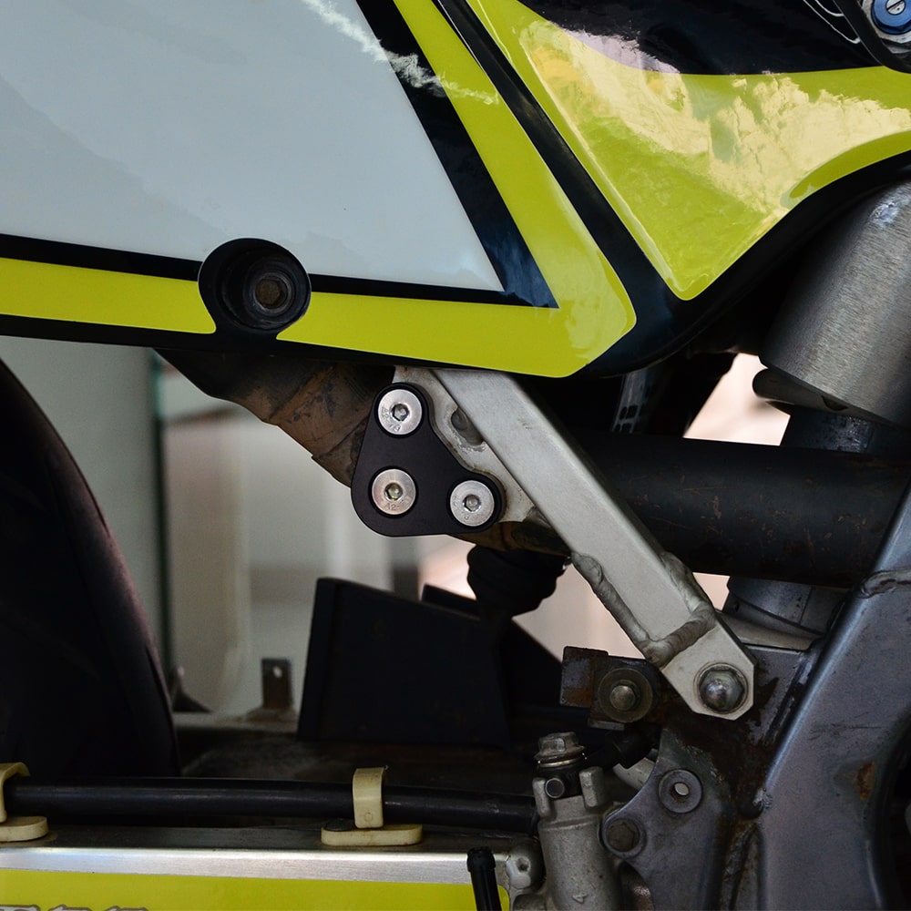 Auspuffrohrhalter Halterung Bolzen Schraube Für Suzuki DRZ400S/SM 2000-2024