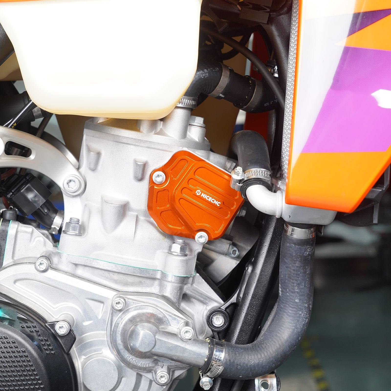 Aluminium Rechts Power Ventil Abdeckung Schutz Für KTM Husqvarna 2-Hub GasGas