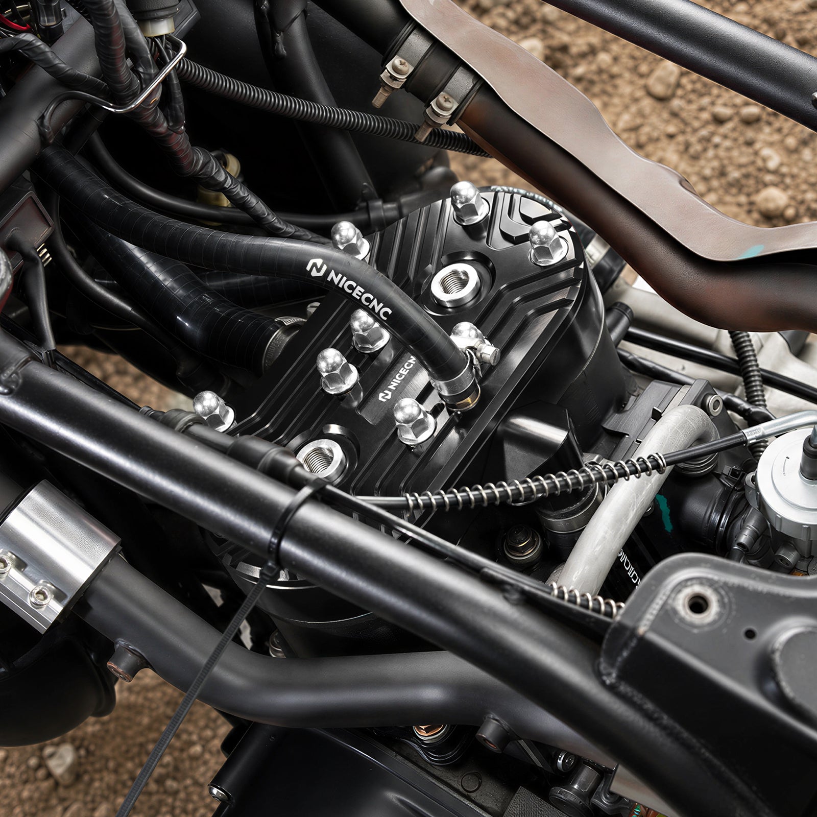 Culata con aletas de refrigeración y cámara de combustión de 21 cc para Yamaha Banshee 350