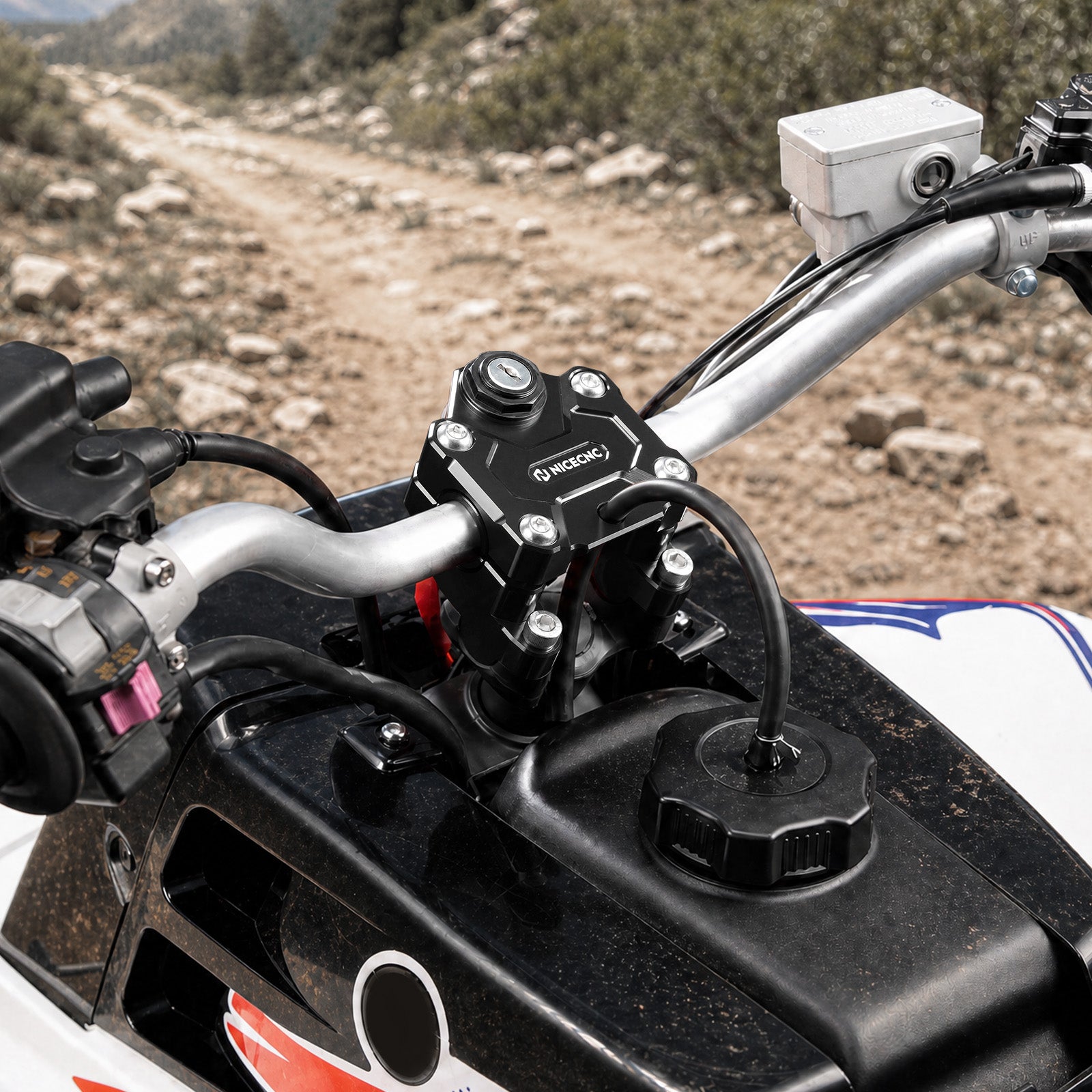 1,25" zvýšení řídítek s držákem spínací skříňky pro Yamaha Banshee 350
