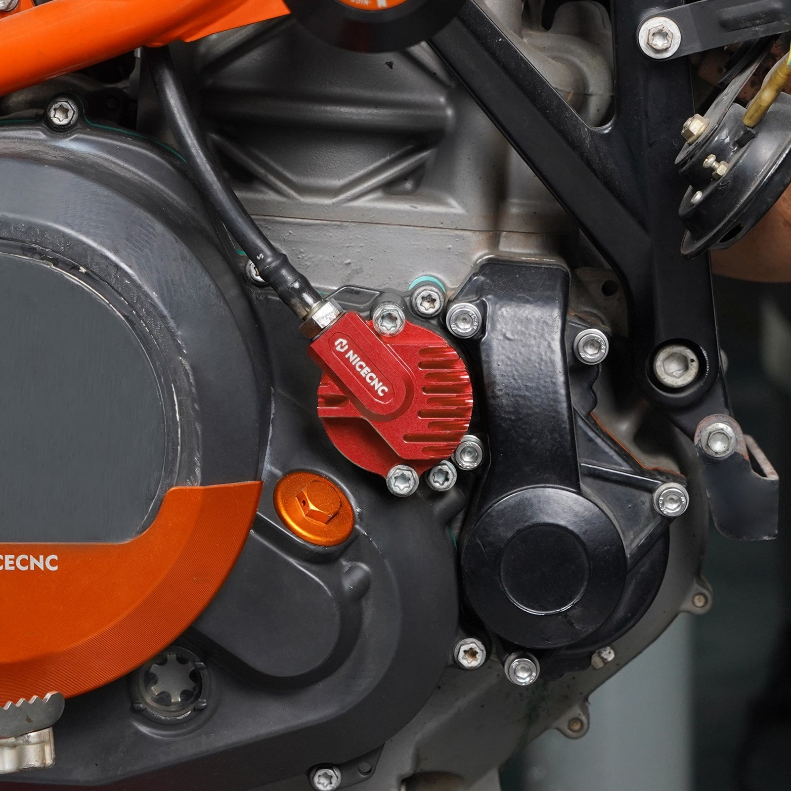 Motorölfilterdeckel für KTM 690 Enduro Duke SMC R Gas Gas 700 Husqvarna 701