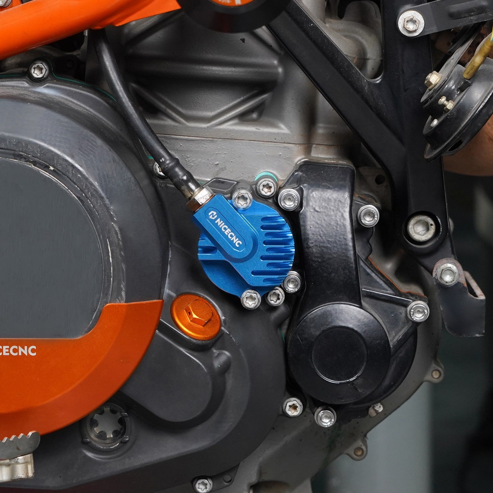 Motorölfilterdeckel für KTM 690 Enduro Duke SMC R Gas Gas 700 Husqvarna 701